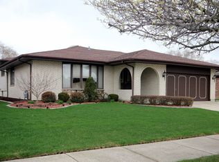 15804 Jon Rd, Oak Forest, IL 60452