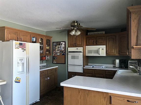 5th image of 914 E Sunrise St