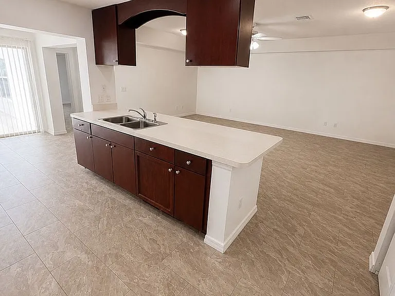 3019 Walnut Ct — Photo 11