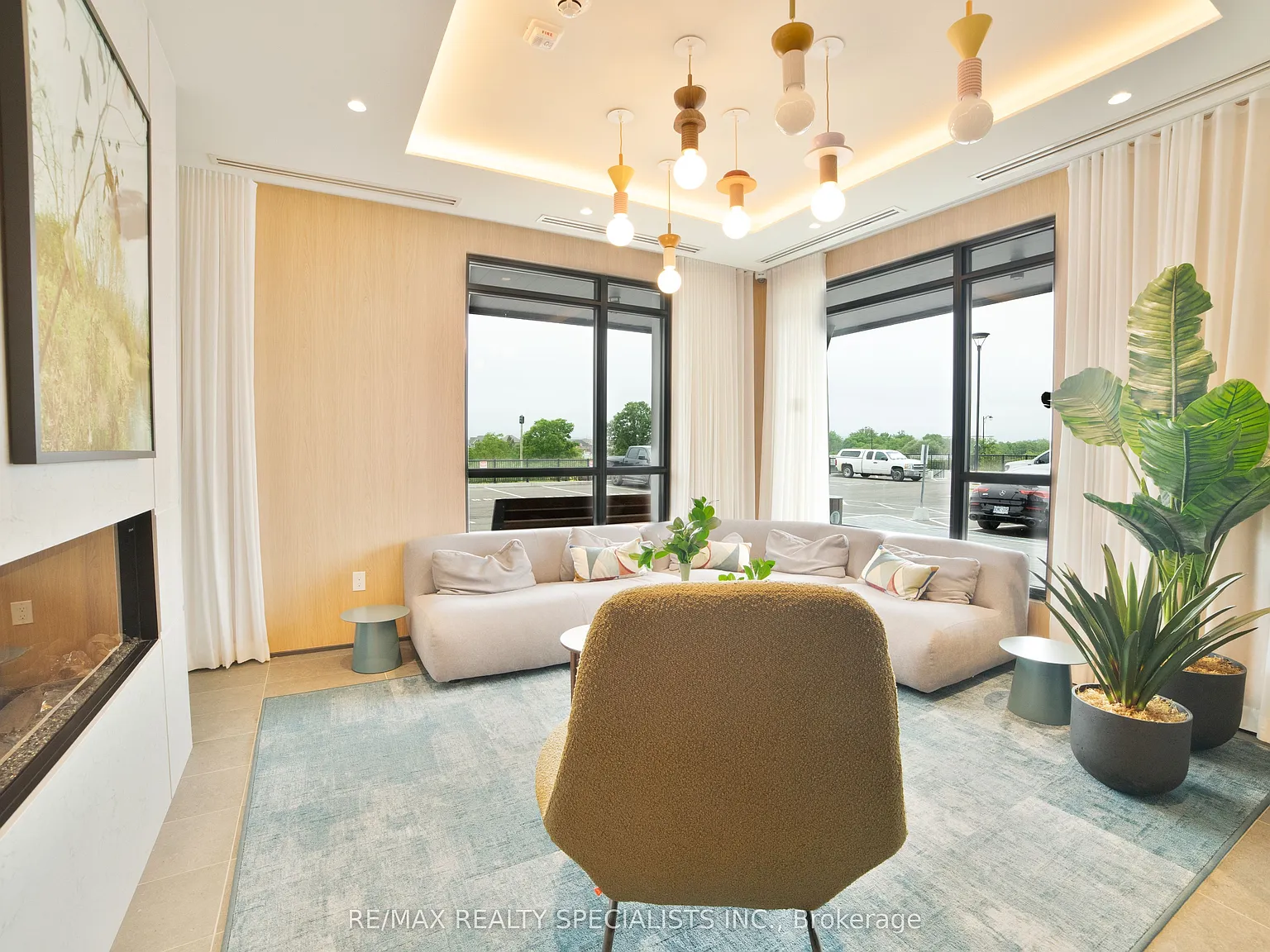 2 bed, $2,350 — Photo 3