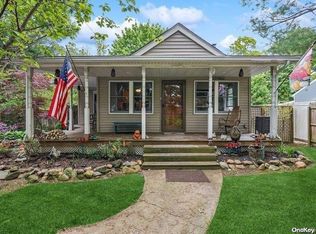 407 Browns Rd, Nesconset, NY 11767