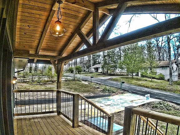 2nd image of 106 Jasper Dr