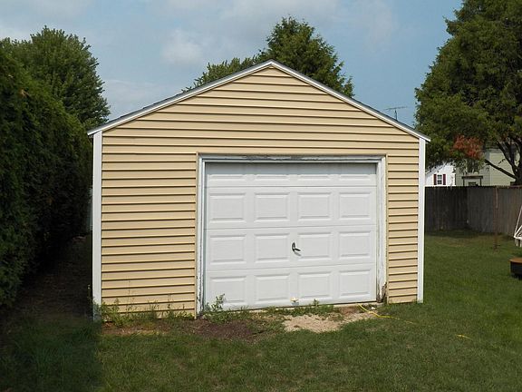 5th image of 3512 Division STREET