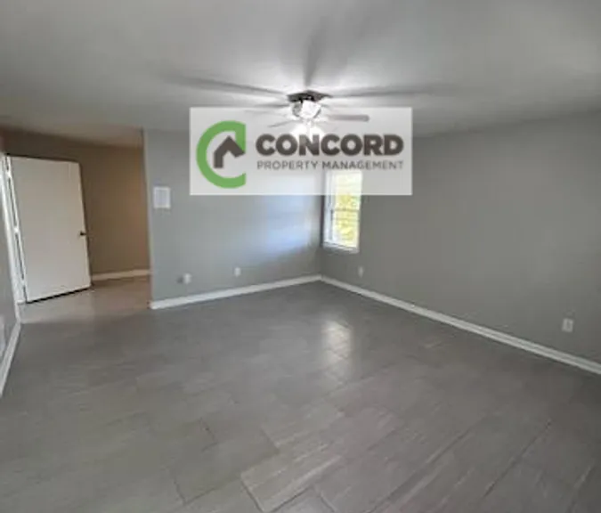 1109 Fuller St #E — Photo 5