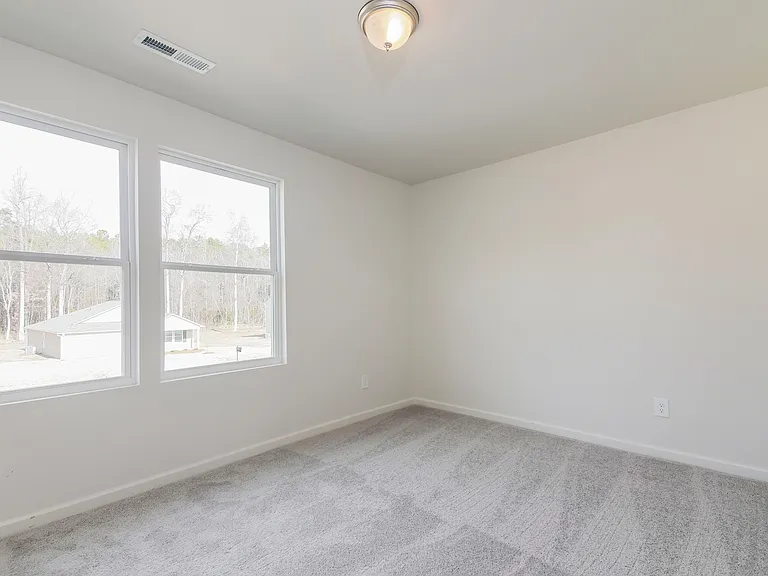 307 Kyles Dr — Photo 11
