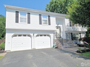 17 Higgins Rd, Old Bridge, NJ 08857