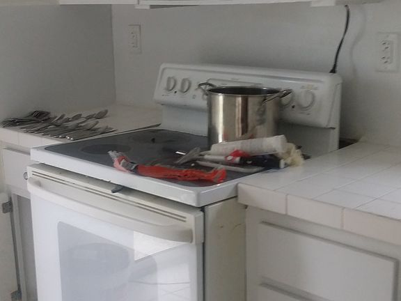 5th image of 18235 Oleta Dr