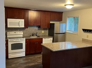 609 SW 3rd Pl #B, Renton, WA 98057