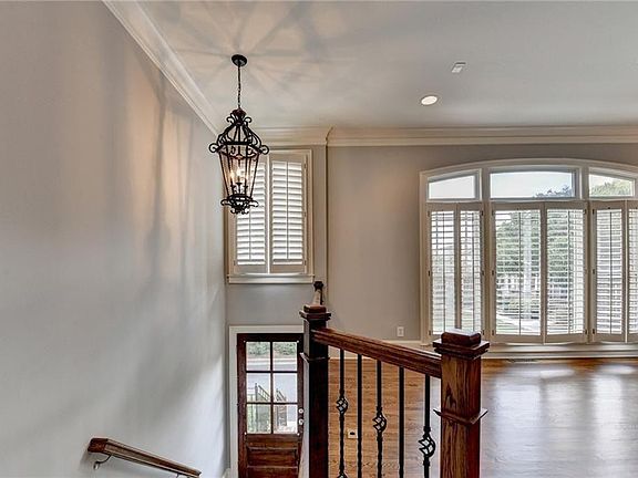 3rd image of 350 Mystic Ridge Ln