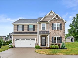 677 Arbor Trails Dr, Macedonia, OH 44056