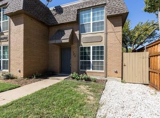 411 S Dooley St APT 103, Grapevine, TX 76051