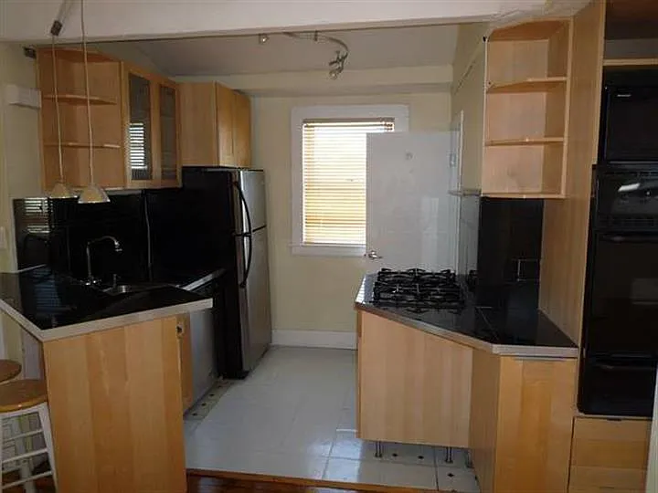 12 Africa St #3 — Photo 5