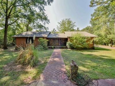 1095 Forkland Park Rd, Forkland, AL, 36740