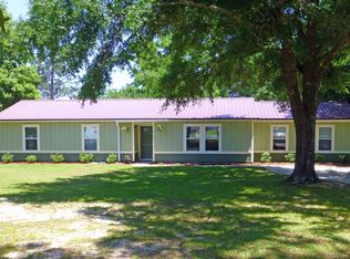 6105 Willow Ln, Crestview, FL 32539