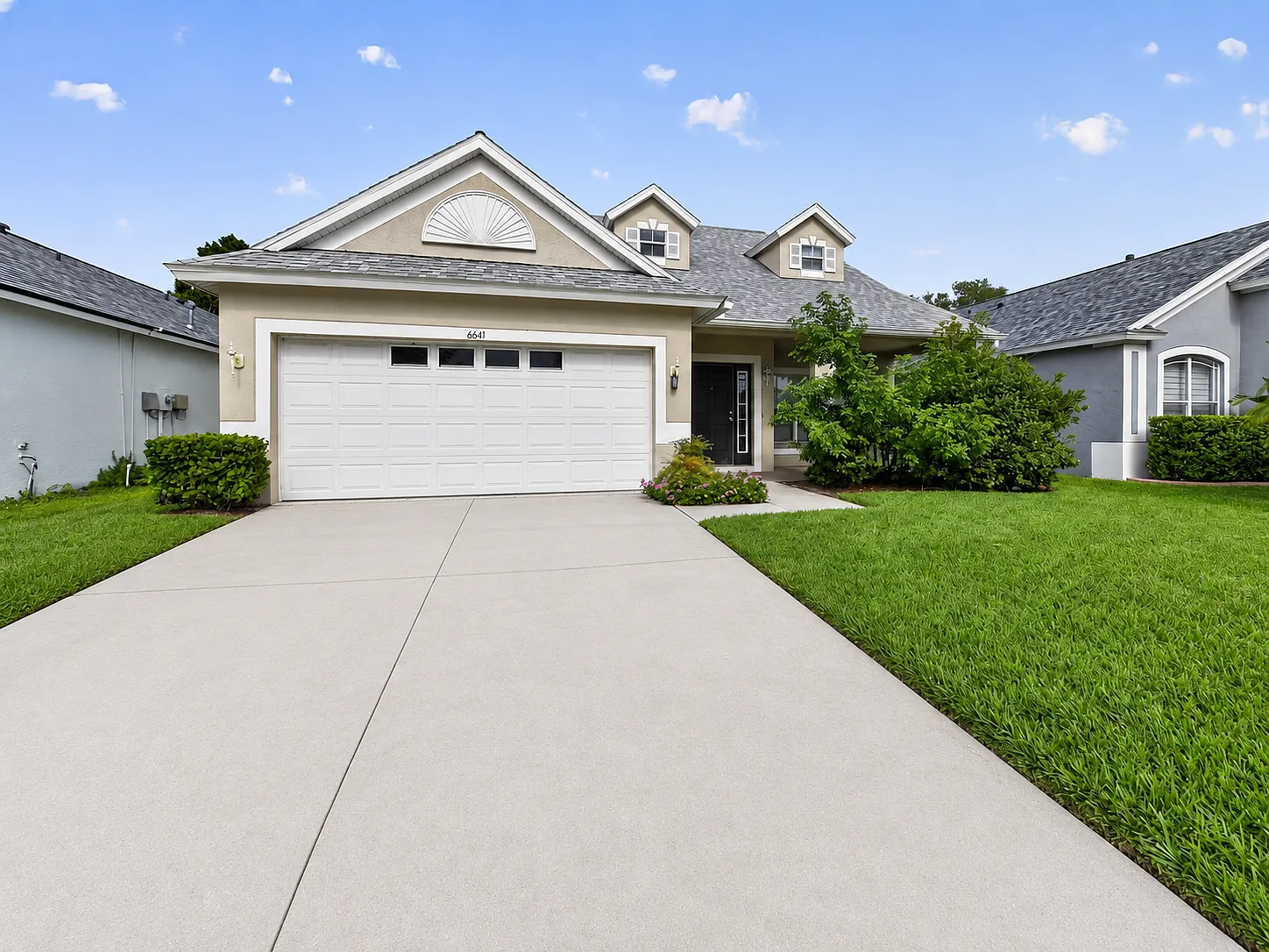 4 bed, 2.5 bath, 2038 sqft, $3,825 — Photo 3