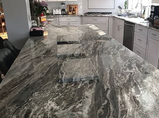 8 Old Weathersfield Rd, Ocean, NJ 07712