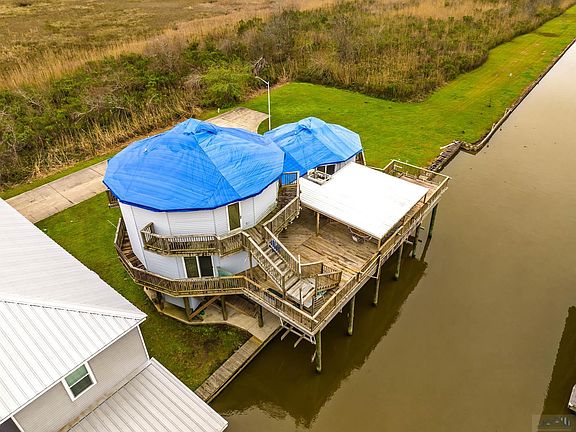 2nd image of 120 Mangrove Ct