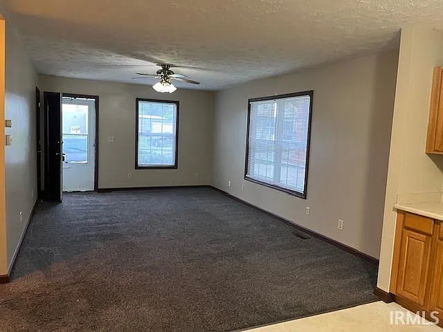 102 N Seminary St — Photo 9
