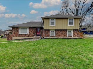 12718 Oakland Ave, Grandview, MO 64030