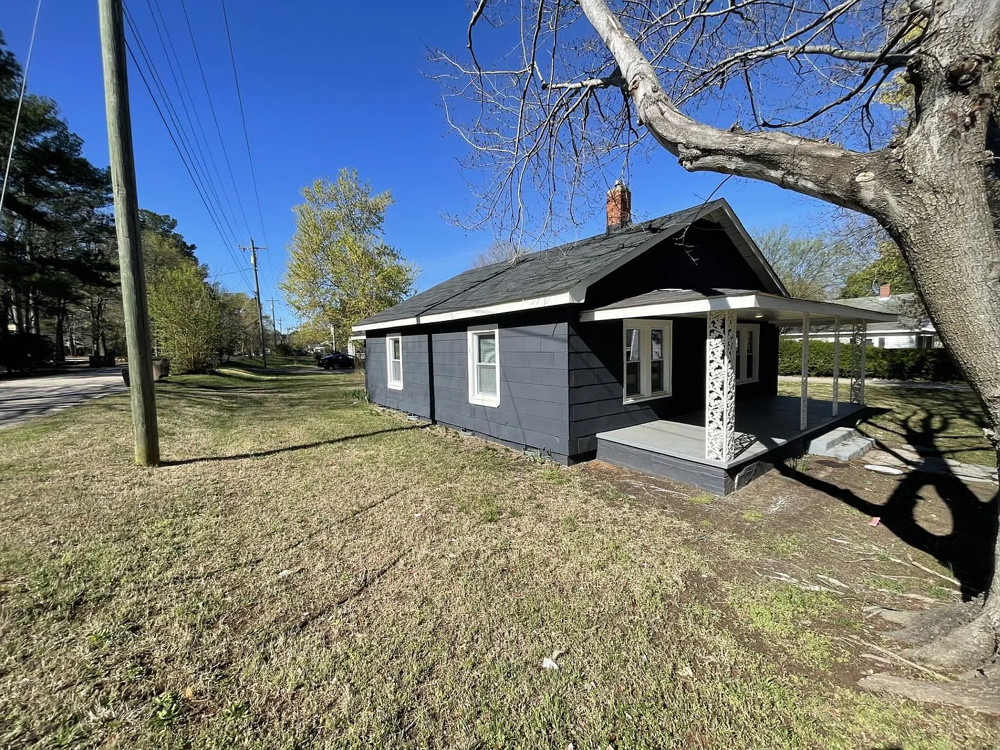2 Bedroom 1 bathroom house in Wake Forest — Photo 1