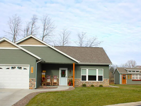 442 Park PLACE #7, Kewaskum, WI 53040