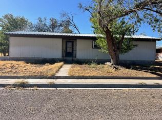 309 Harte St, Iraan, TX 79744