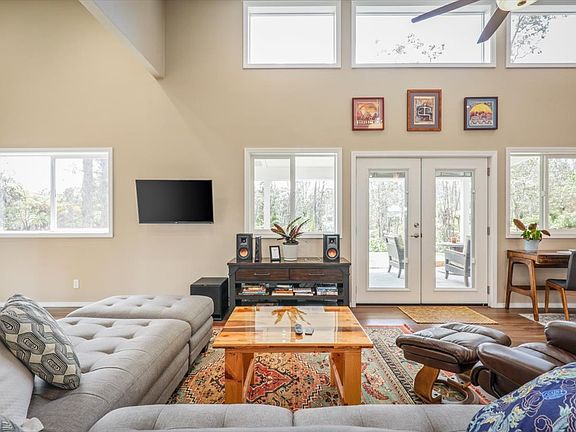 5th image of 11-3273 Alaula St #A