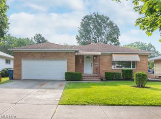 6909 Maplewood Rd, Parma Heights, OH 44130