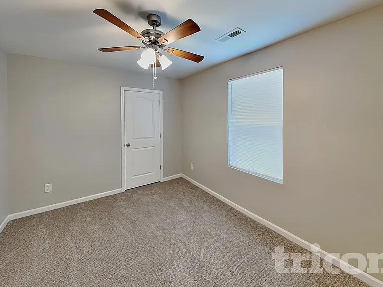 339 Oakleigh Ln — Photo 10