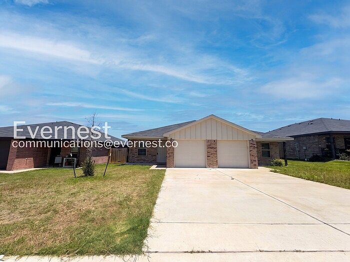 1st image of 2316 Duntov Dr #A