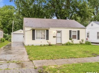 3024 S 2nd St, Southern View, IL 62703