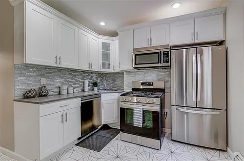 702 Kennedy Blvd #2 Photo 1