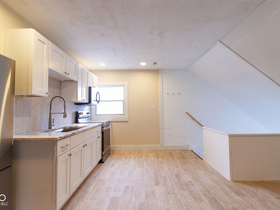 1st image of 434 1/2 E New York St