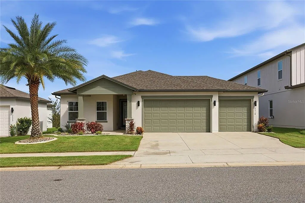 4 bed, 2.0 bath, 1845 sqft, $3,500 — Photo 1