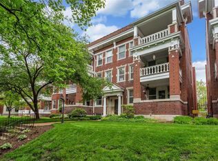 5553 Waterman Blvd APT 3W, Saint Louis, MO 63112