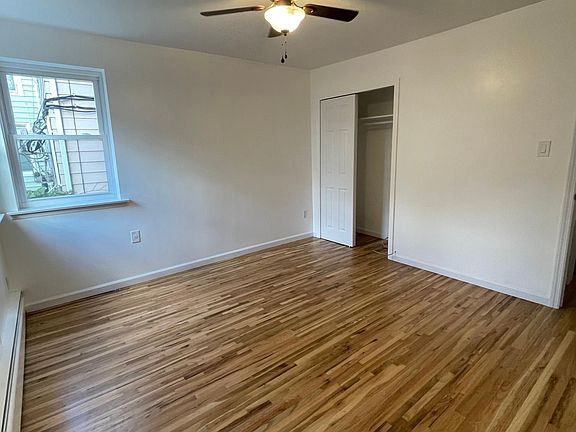 3rd image of 196 Bay 35th St #1A