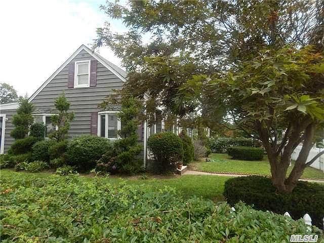 1st image of 1043 Jerusalem Ave