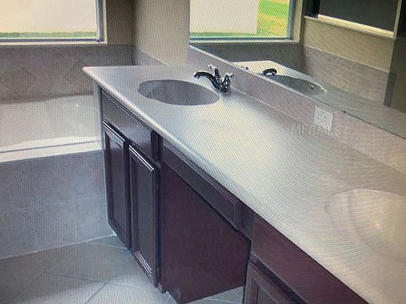 2nd image of 9463 Edenshire Cir