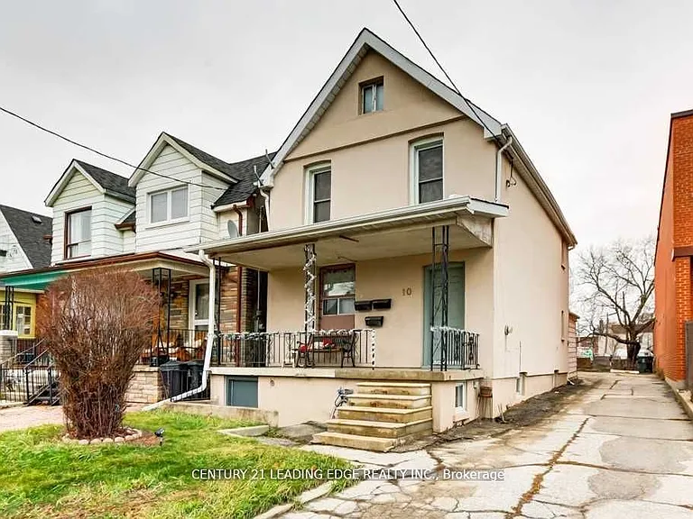 10 Lambton Ave — Photo 2