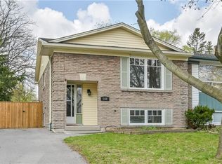 158 Wendover Dr, Hamilton, ON L9C5X5