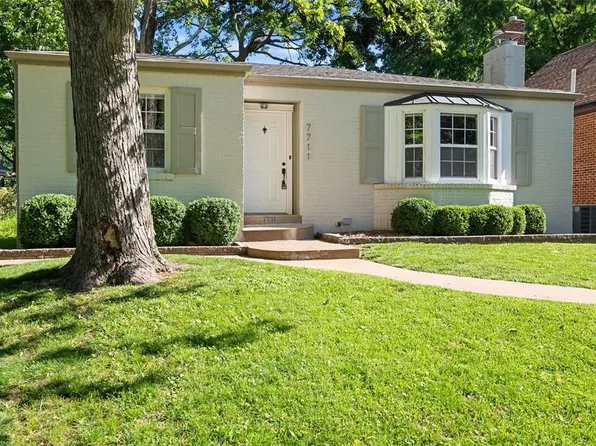 7711 Garden Ave, Saint Louis, MO 63119