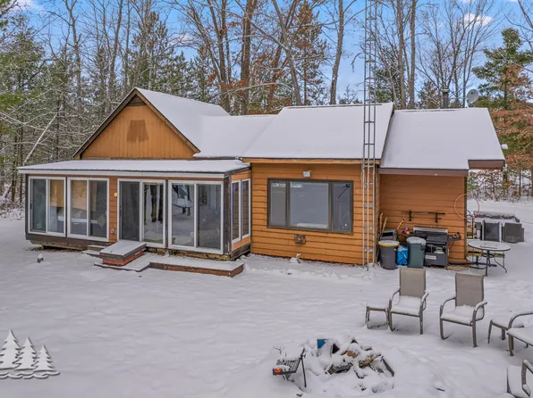 5355 W Miller Rd, Lewiston, MI 49756