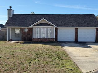 105 Abelia Dr, Raeford, NC 28376