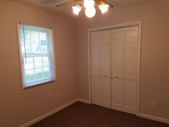 Bedroom / large closet