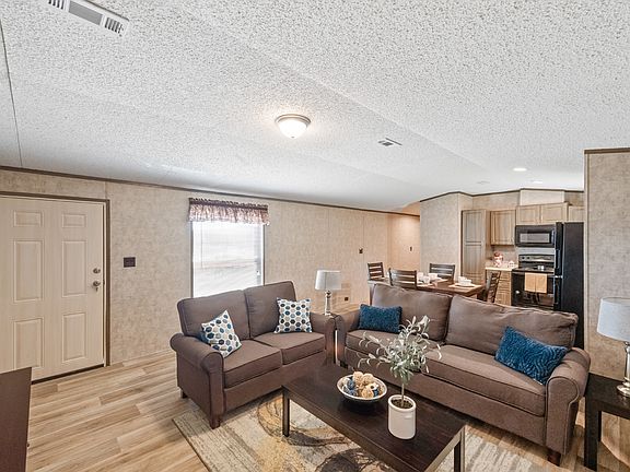 2nd image of 122 Antler Dr