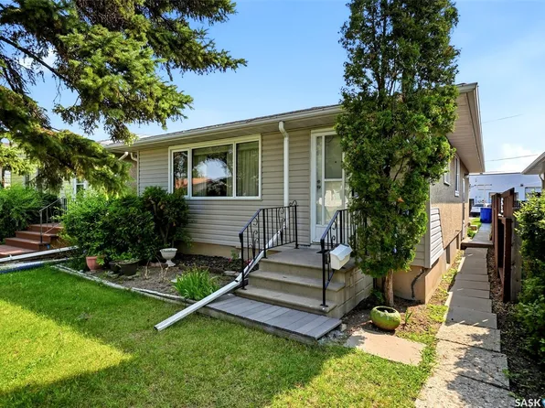 273 Angus Street, Regina, SK S4R 3K5