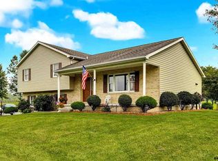 136 Mud College Rd, Littlestown, PA 17340