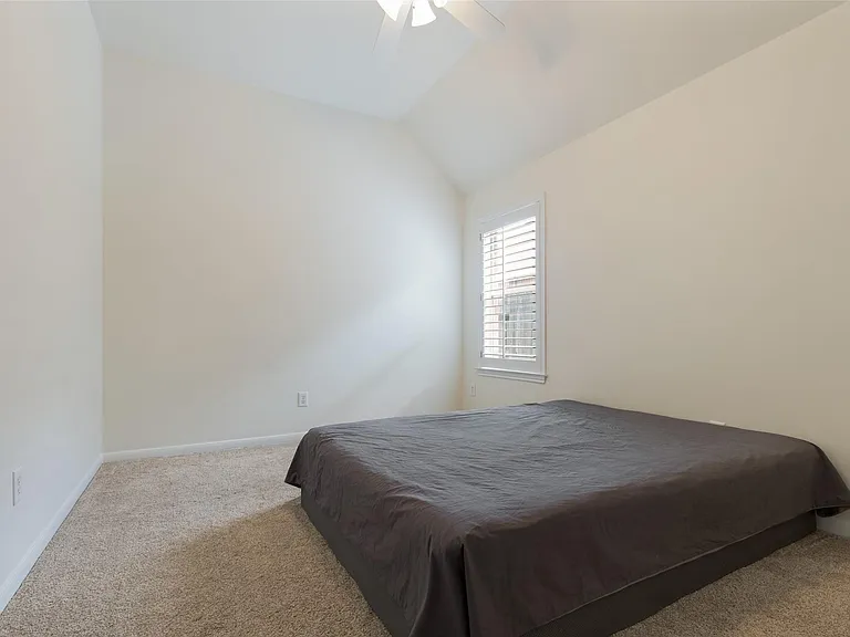 1734 Heddon Falls Dr — Photo 15