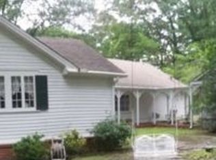 570 E 5th St, Rusk, TX 75785