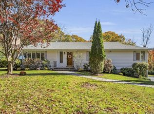 10 Deerhaven Rd, Lincoln, MA 01773
